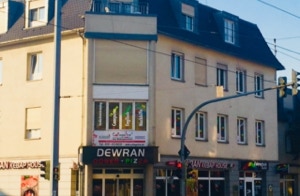 Bild zeigt das Haus mit den Räumen des Instituts