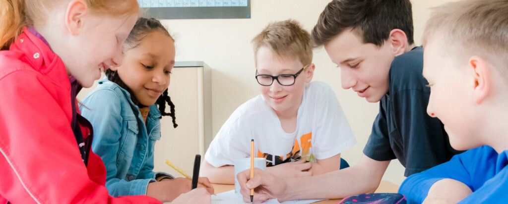 Schüler beim Lernen in der Nachhilfe Radebeul